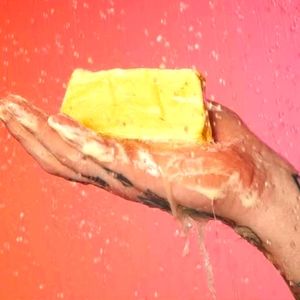 Lush Passion Fruit Delight Exclusive Valentines Fay 2023